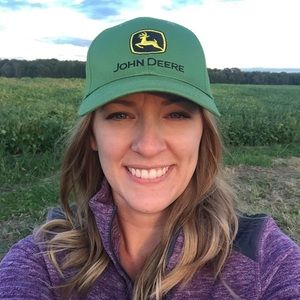 Meet your Posher, Christina